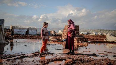 الأمطار تغرق خيام نازحين بقطاع غزة